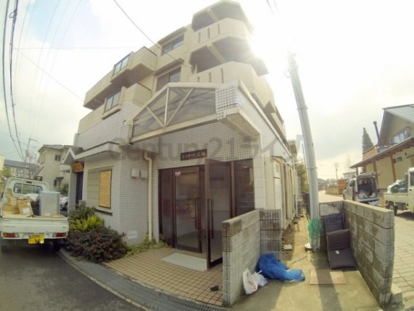 宝塚市山本東２丁目のマンション