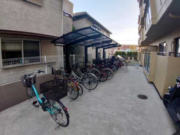 宝塚市山本東２丁目のマンション