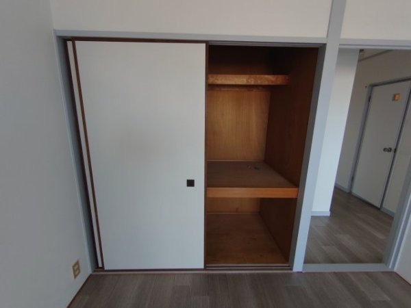 伊丹市荒牧南２丁目のマンション