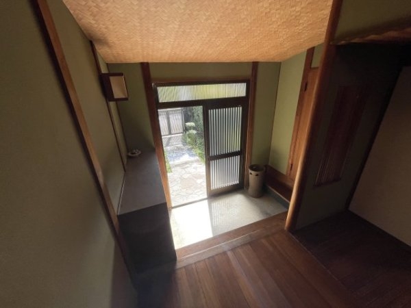 宝塚市野上４丁目の貸家