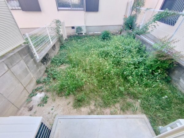 西宮市下大市東町のテラスハウス
