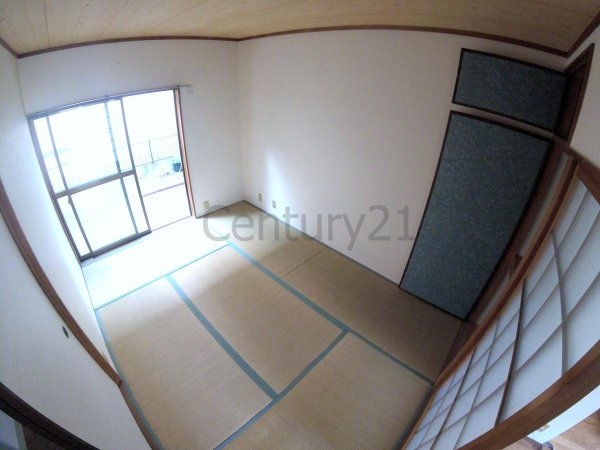 宝塚市山本丸橋４丁目のテラスハウス