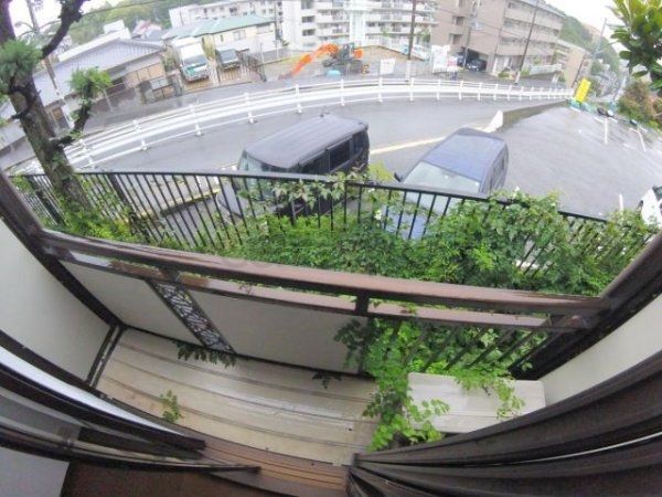 西宮市上ケ原四番町のアパート