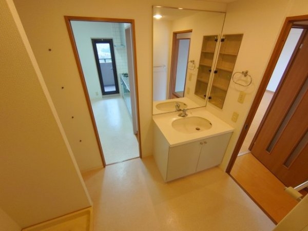 西宮市東山台２丁目のマンション