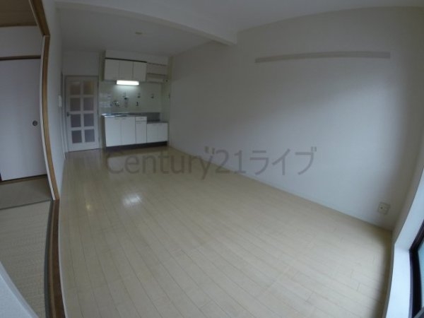宝塚市旭町１丁目のマンション