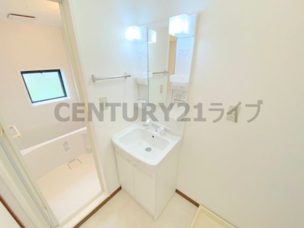川西市久代３丁目のアパート