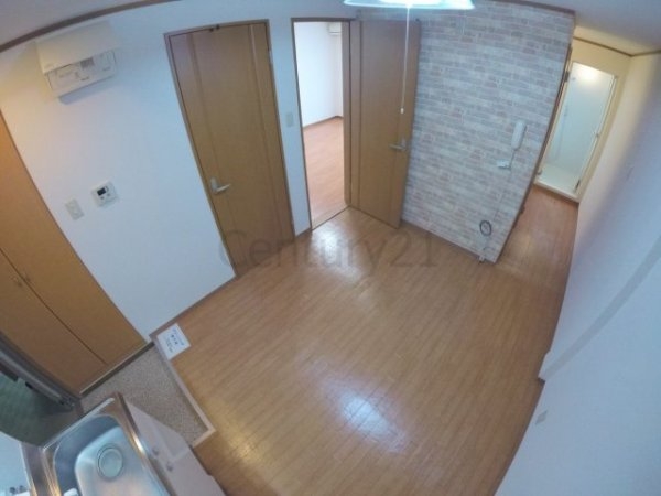 宝塚市鹿塩２丁目のマンション