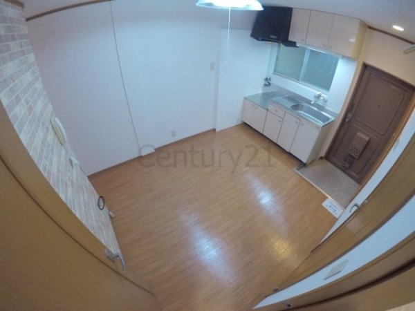 宝塚市鹿塩２丁目のマンション