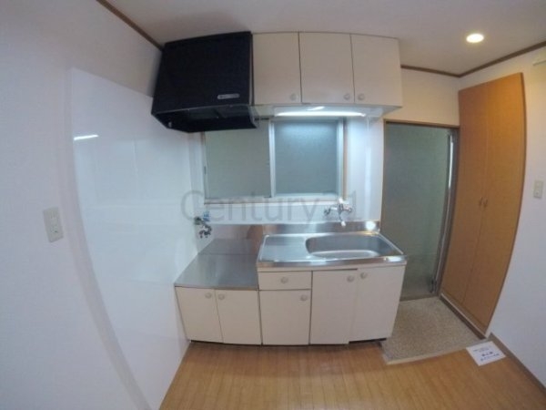 宝塚市鹿塩２丁目のマンション