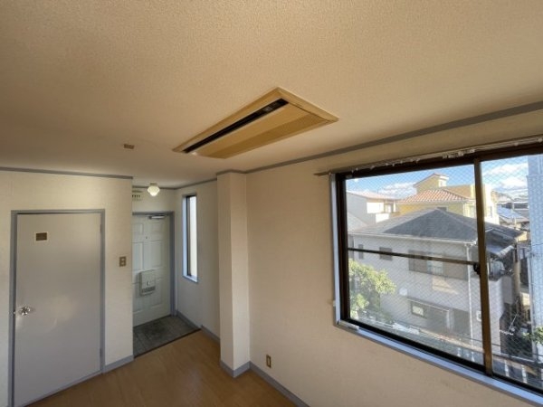 西宮市上大市５丁目のマンション