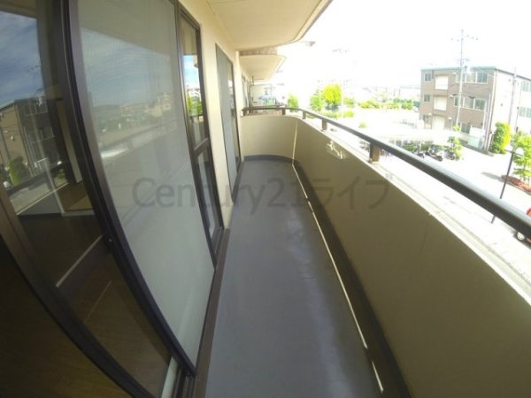宝塚市安倉南２丁目のマンション
