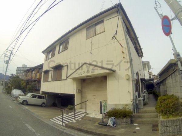 宝塚市売布２丁目のアパート