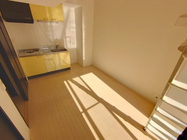 川西市小戸１丁目のマンション