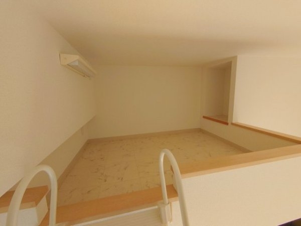 川西市小戸１丁目のマンション