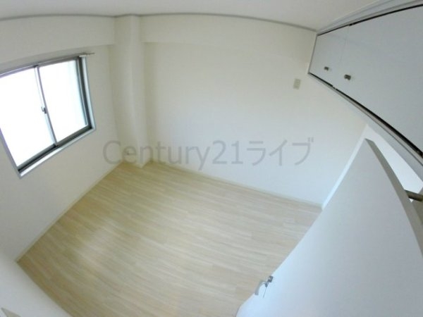 宝塚市光明町のマンション