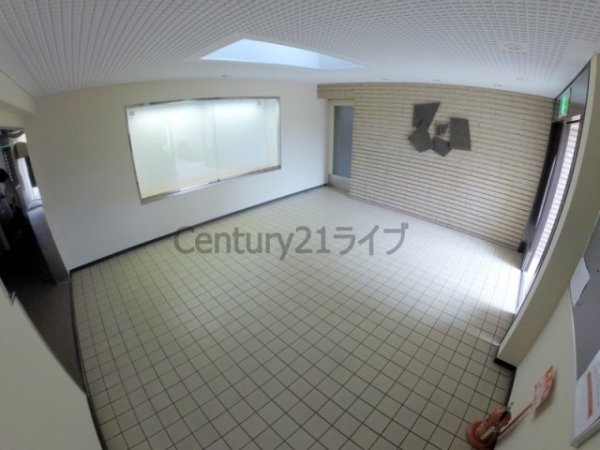 宝塚市光明町のマンション