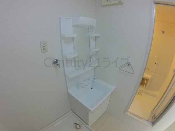 宝塚市旭町２丁目のマンション