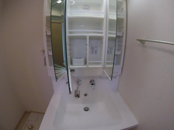 池田市神田３丁目のマンション