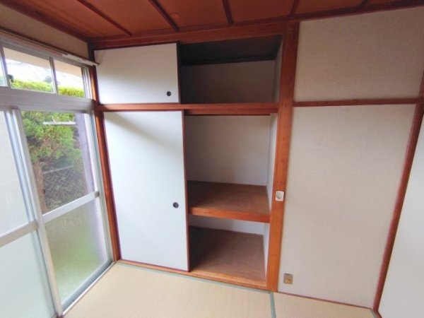 宝塚市中筋６丁目のアパート