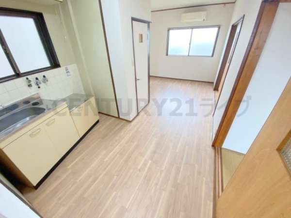 宝塚市泉町のマンション