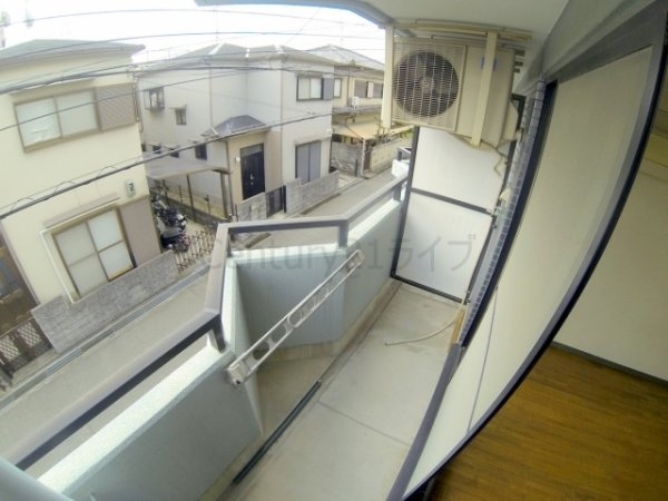 宝塚市泉町のマンション