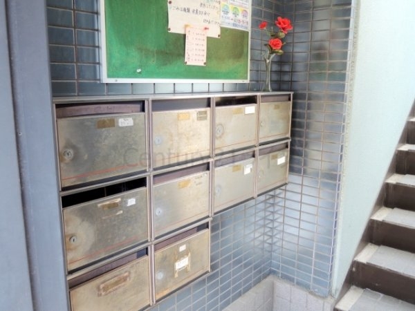 宝塚市泉町のマンション