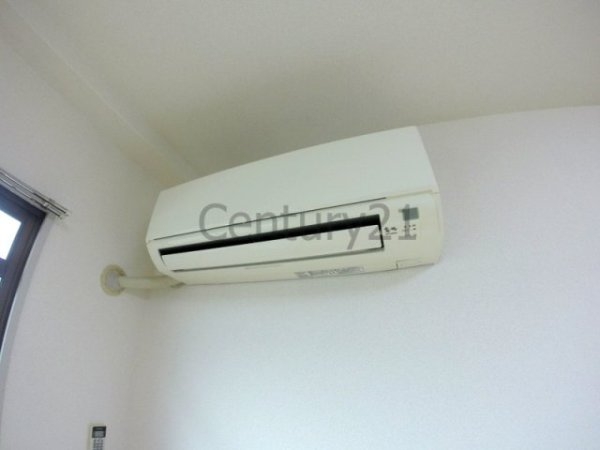 伊丹市松ケ丘１丁目のマンション