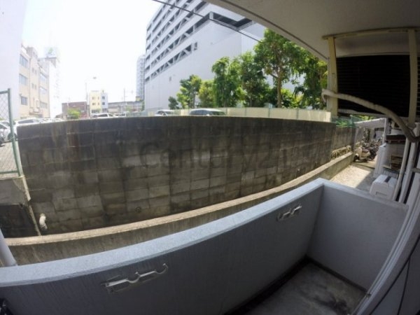 川西市中央町のマンション