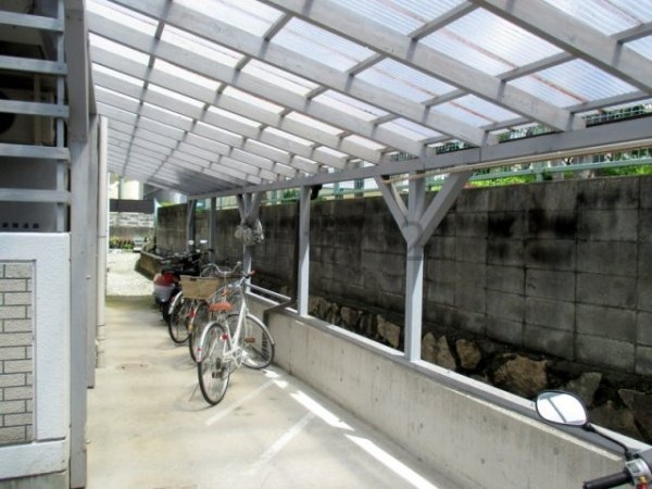 川西市中央町のマンション