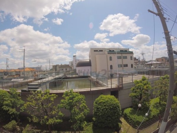 宝塚市亀井町のアパート