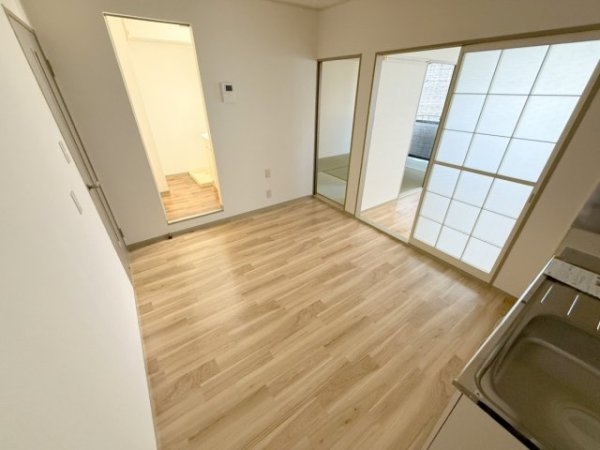 伊丹市南鈴原１丁目のアパート