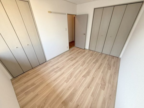 伊丹市南鈴原１丁目のアパート