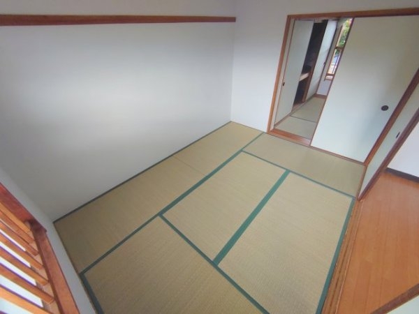 宝塚市青葉台１丁目のマンション