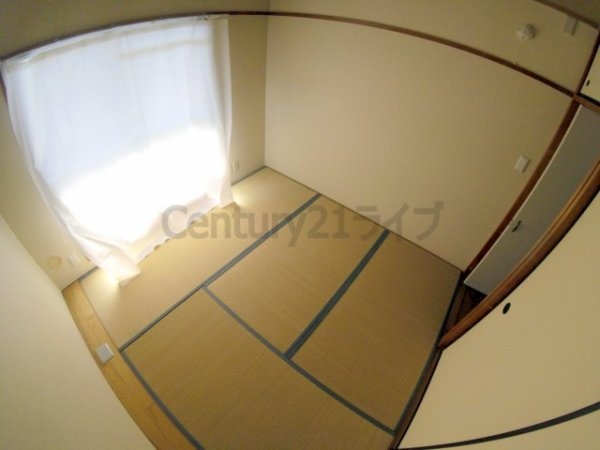 宝塚市中山五月台５丁目のマンション
