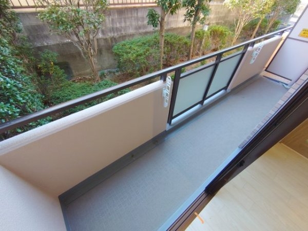 宝塚市御殿山２丁目のマンション