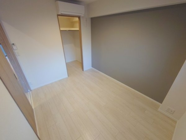 宝塚市御殿山２丁目のマンション