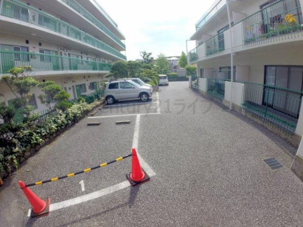 宝塚市鹿塩１丁目のマンション