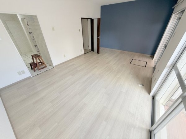 川西市湯山台２丁目のテラスハウス