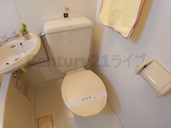 西宮市高木東町のアパート