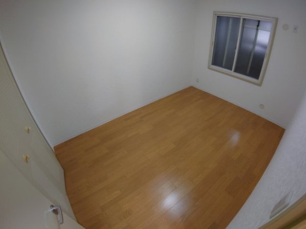 伊丹市緑ケ丘７丁目のマンション