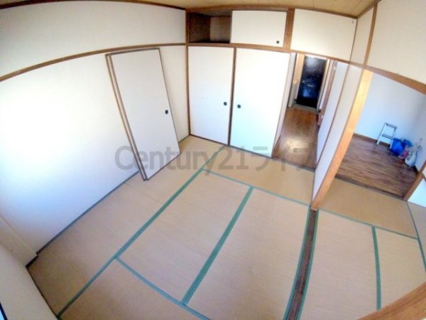 宝塚市泉町のアパート