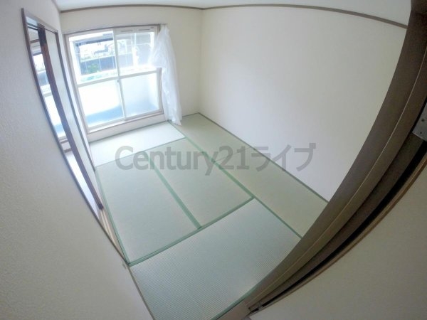 伊丹市荒牧５丁目のアパート