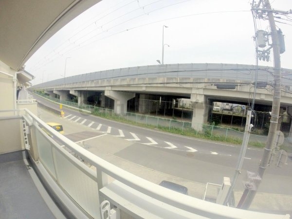 伊丹市荒牧５丁目のアパート