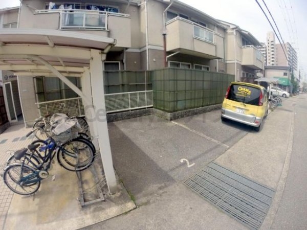 伊丹市荒牧５丁目のアパート