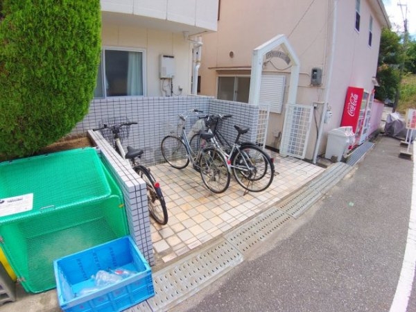 西宮市仁川百合野町のマンション