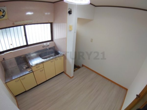 川西市加茂１丁目のアパート