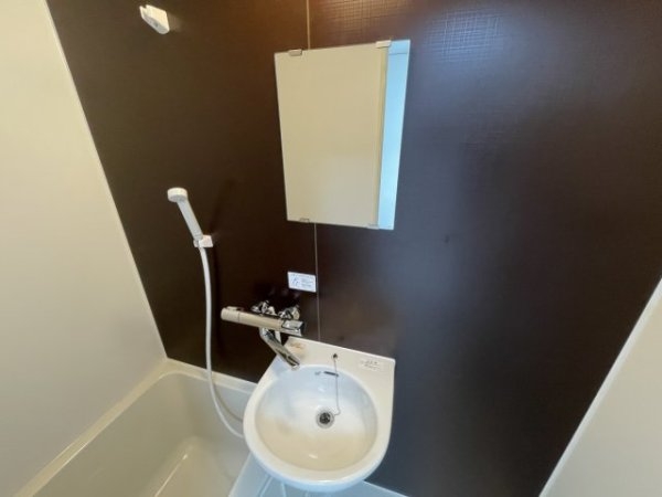 宝塚市中州２丁目のテラスハウス