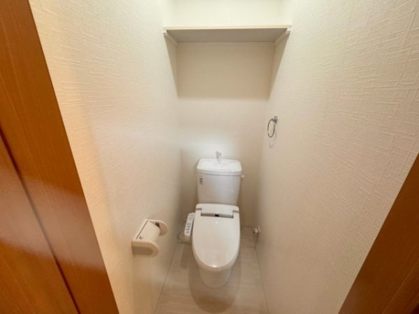 西宮市上甲東園４丁目の貸家