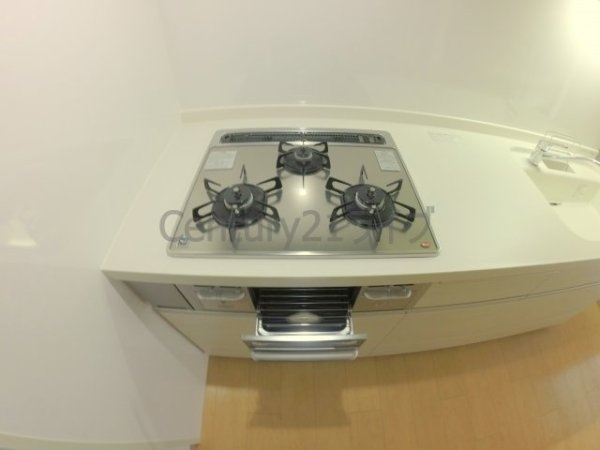 宝塚市鹿塩２丁目のマンション