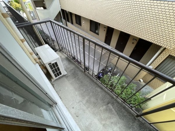 宝塚市小林１丁目のマンション